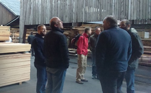 DingFabrik Mitglieder besuchen Holz-Kohl